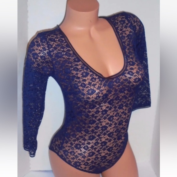 Victoria’s Secret navy lace peek-a-boo teddy bodysuit romper lingerie SM - Picture 5 of 7